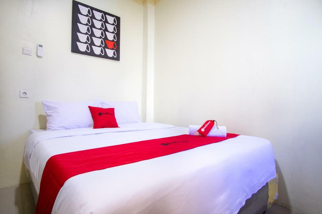 Reddoorz Near Taman Kota Ternate Hotel Luaran gambar